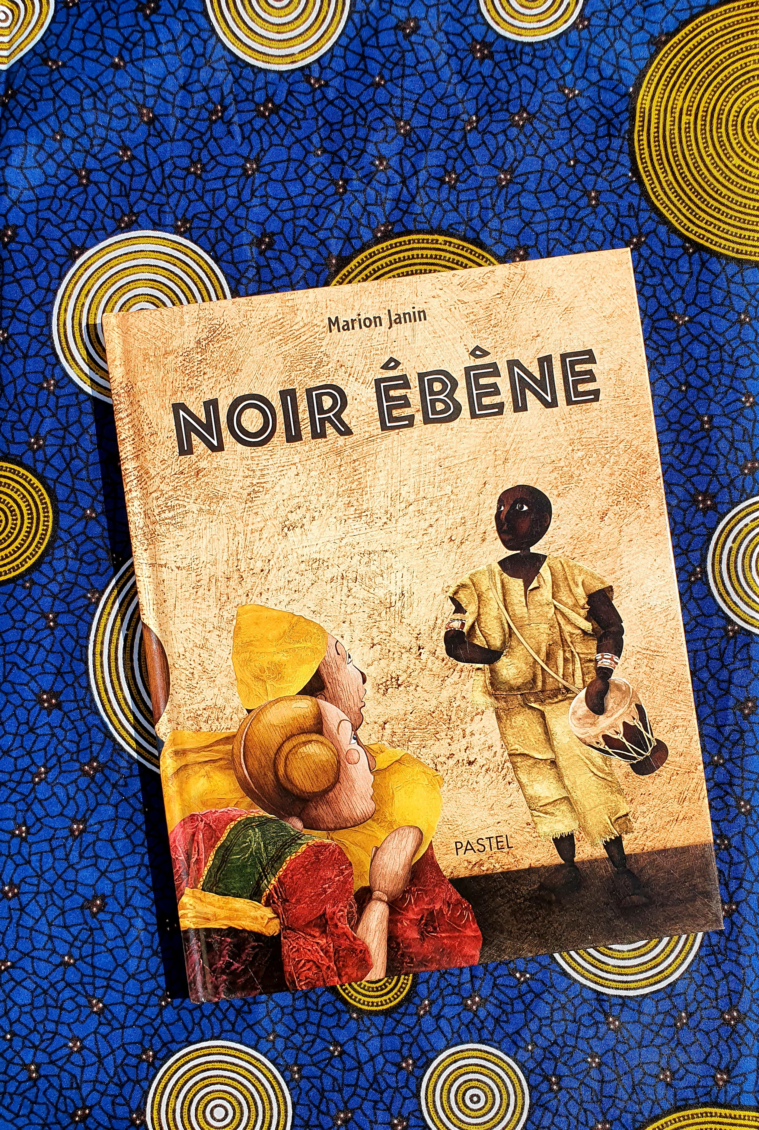 Noir ébène