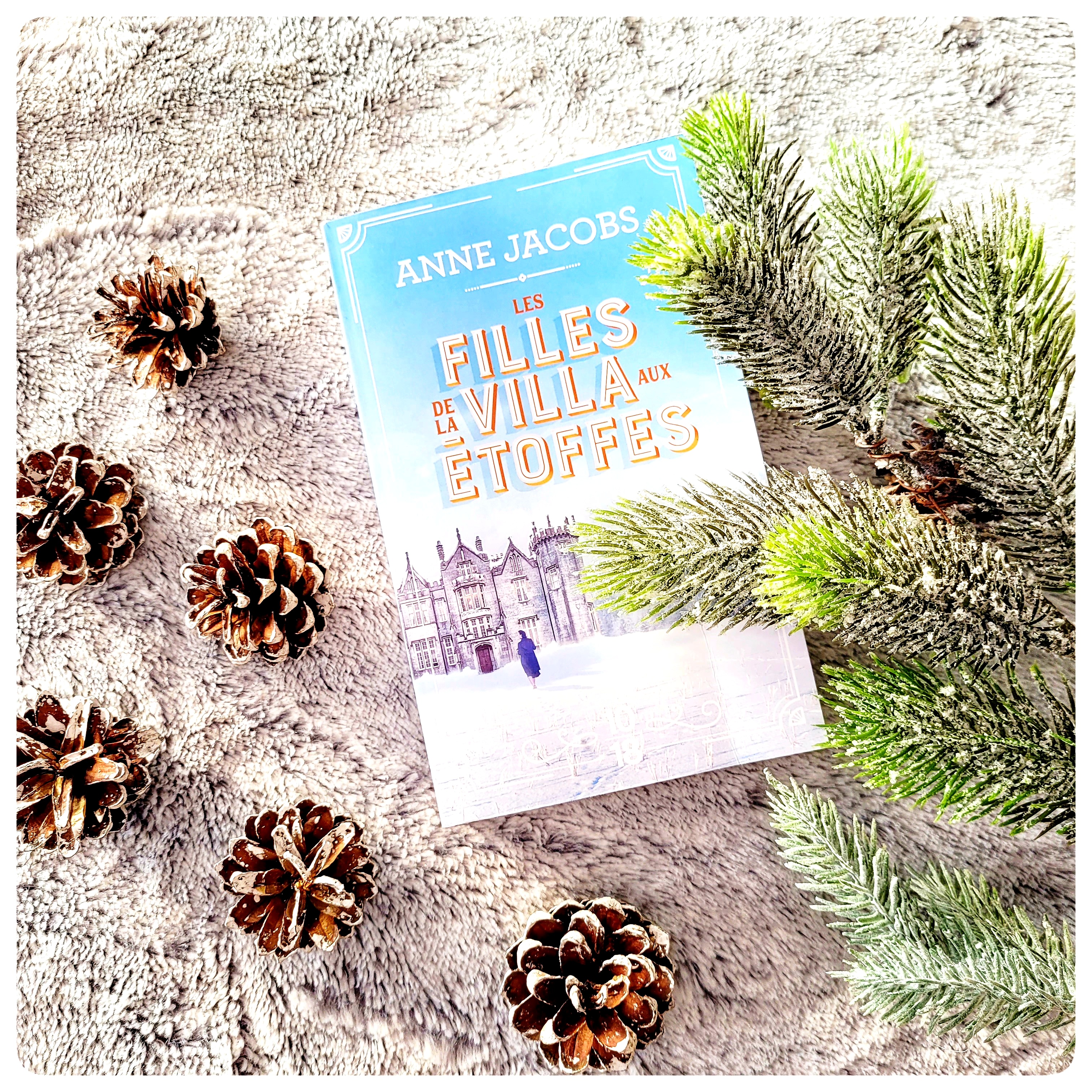 Les filles de la villa aux&nbsp;étoffes