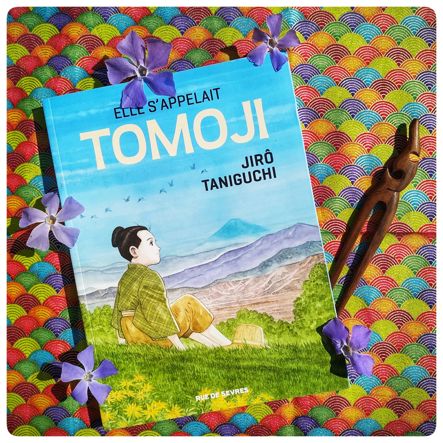 Elle s’appelait Tomoji Elle s’appelait Tomoji